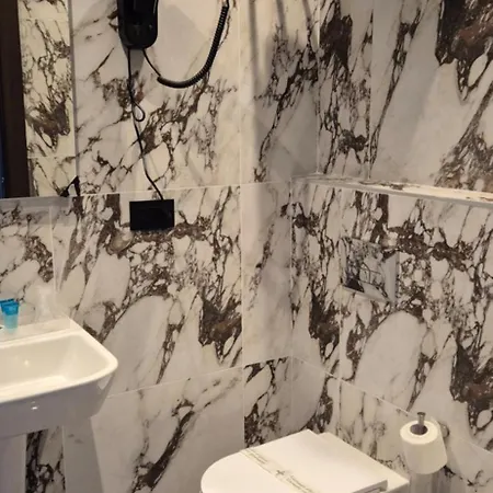V7 Otel Milano