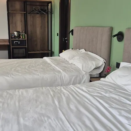 Otel V7